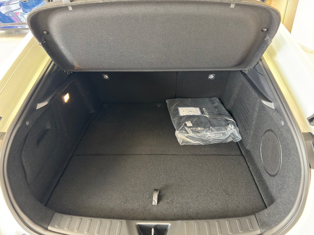 Mazda 6e
