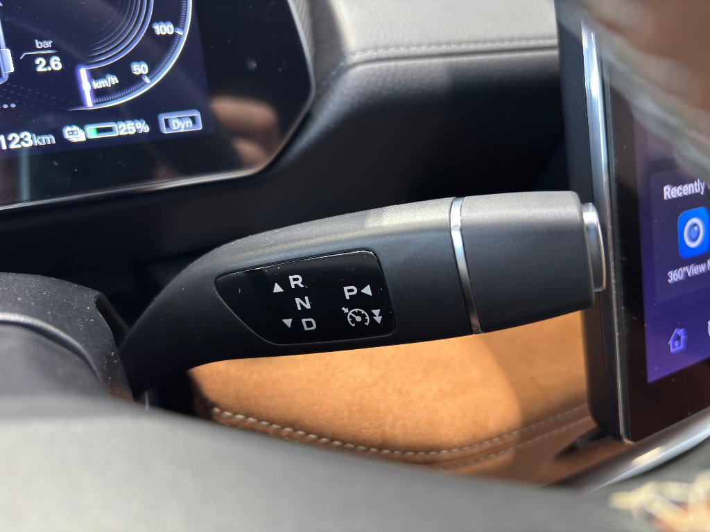 Mazda 6e