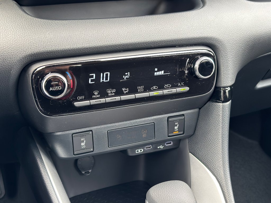 Mazda 2 Hybrid