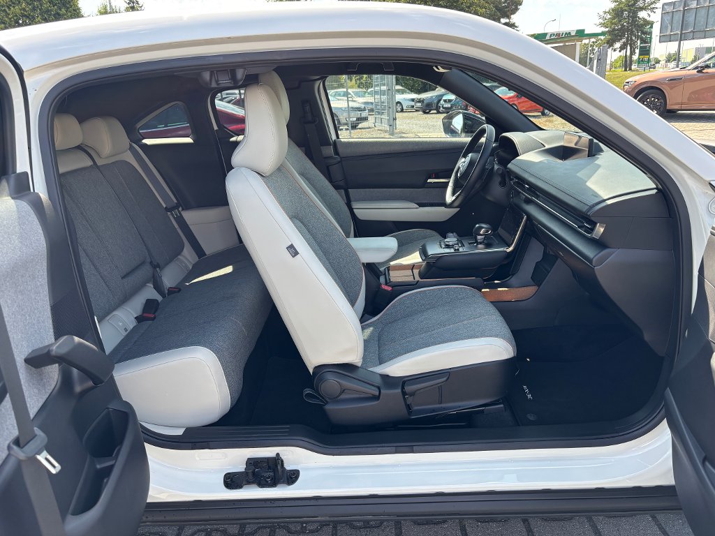 Mazda MX-30