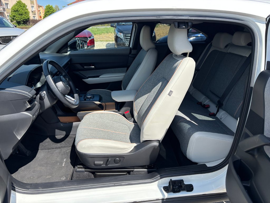 Mazda MX-30