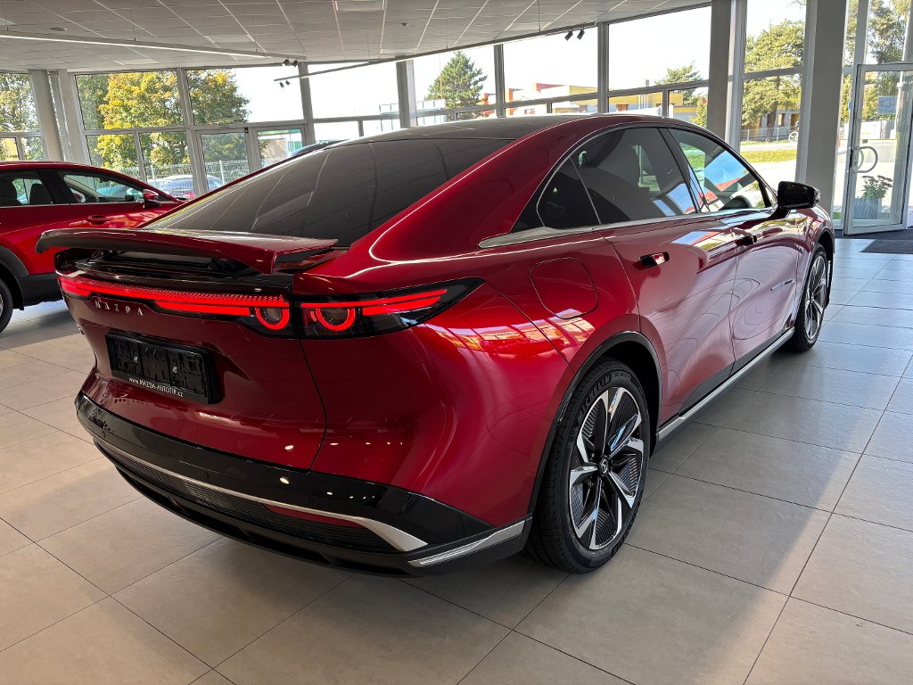 Mazda 6e